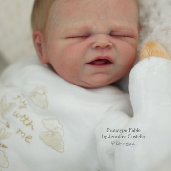 Fable скульптора Jennifer Costello-DelCegno, автор прототипа Beatriz Senra