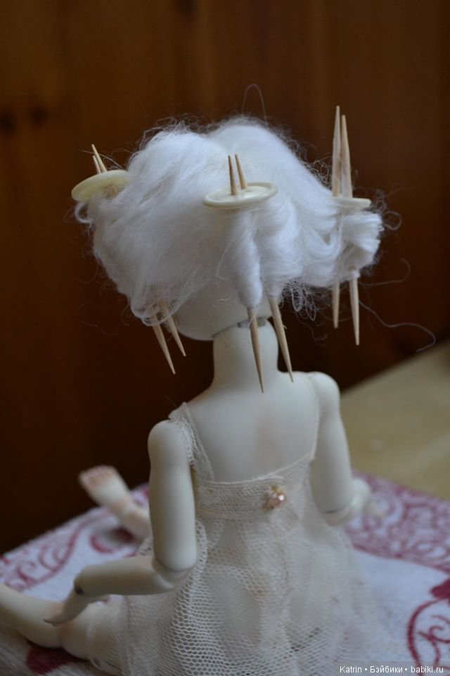 Масштабные кудри для маленькой куклы