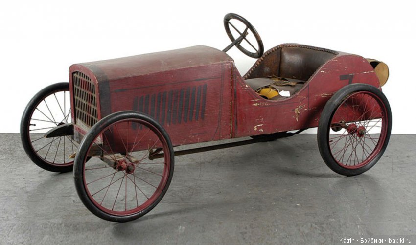 Антикварные педальные машинки (фото 5)