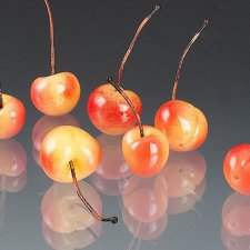 Стеклянные украшения Элизабет Джонсон в технике lampwork