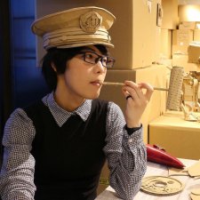 Японка никогда не выбрасывает картонные коробки: она находит им применение получше ☝️