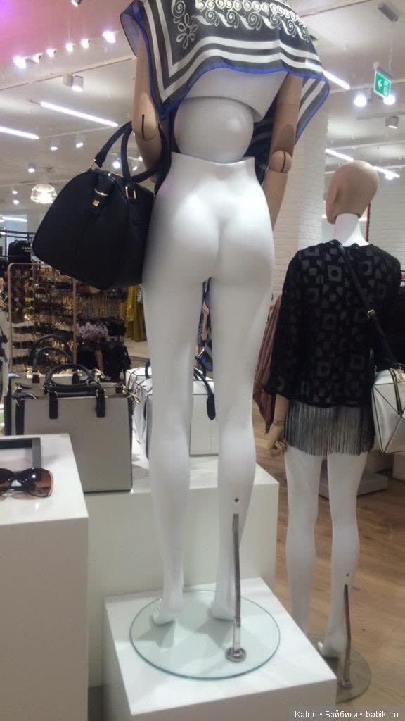 18 манекенов, благодаря которым поход в магазин может стать весёлым и немного пугающим (фото 6)