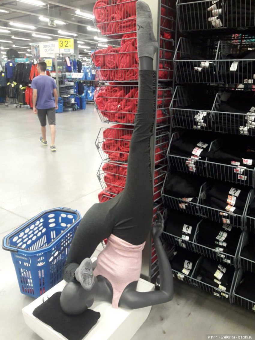 18 манекенов, благодаря которым поход в магазин может стать весёлым и немного пугающим (фото 2)