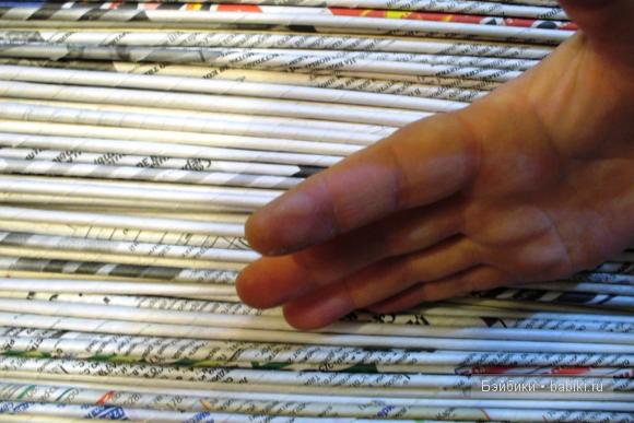 Плетеная корзина для кукол из газет (фото 2)