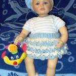 В синем море, в белой пене