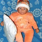 Мужчину шляпа украшает, а нас пока что лишь чепец!