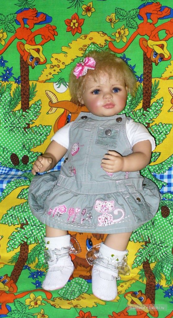 Ты купи мне , мама, новый сарафан