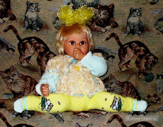 В летний вечер мне тепло и уютно в новом солнечном костюме (фото 8)