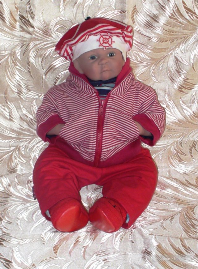 Моряк вразвалочку сошел на берег