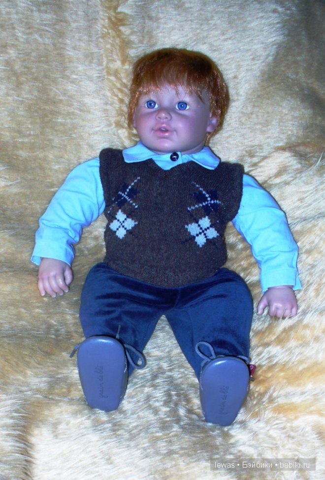 Мы носочки разрезаем, и жилетку получаем (фото 3)