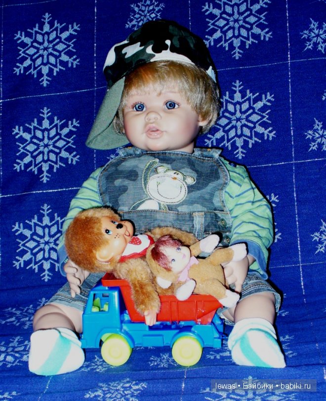 Если мама на работе, то дети занятие сами находят