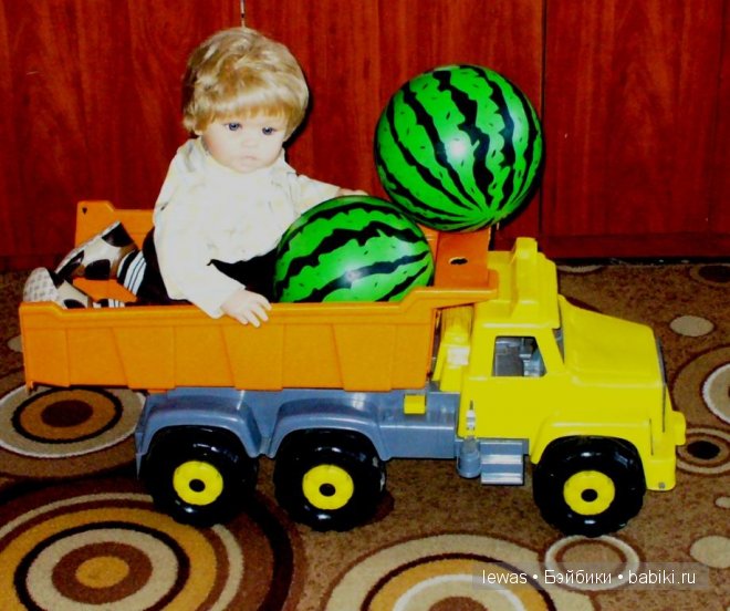 Кукла Паола Райна