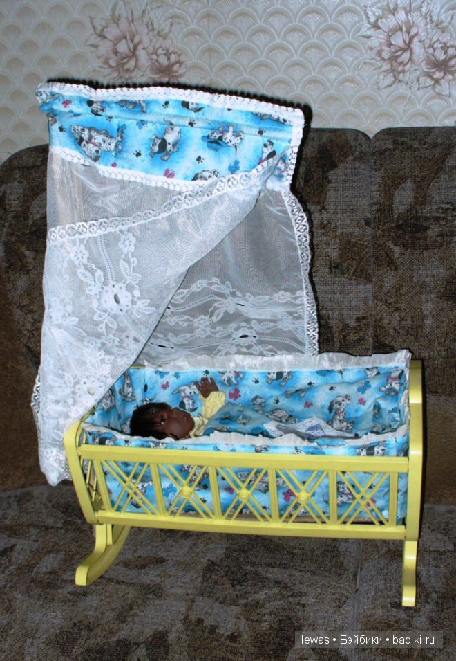 Спать пора! Резная люлька для куклы