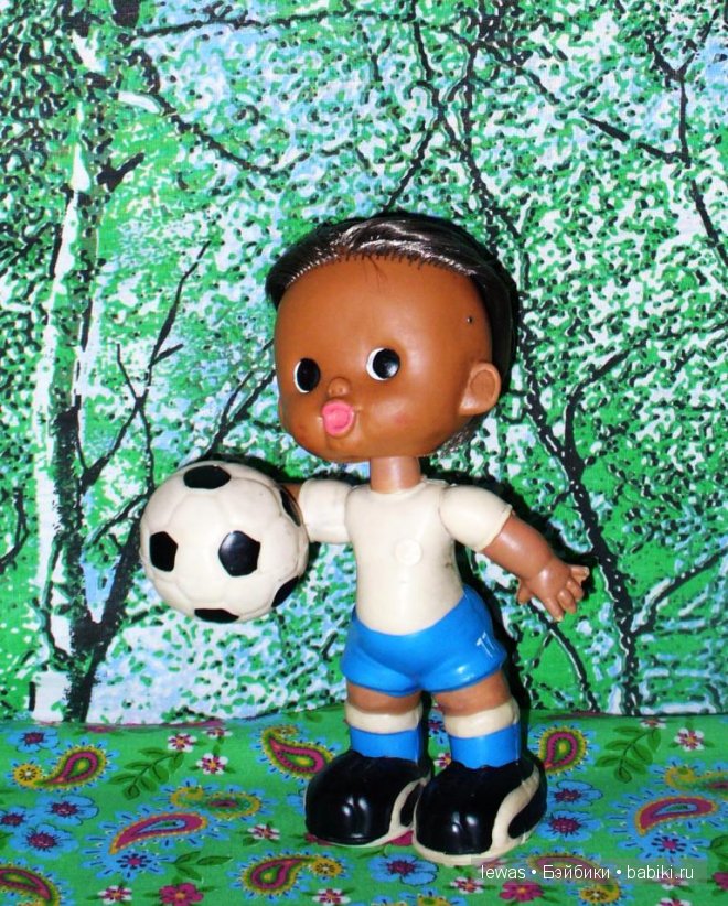 Футбол, футбол! Кричат болельщики: "Гол!" Коллекция игрушек ПВХ