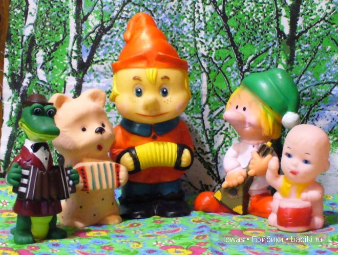 Чем отметить 5 - летний юбилей пребывания на нашем кукольном сайте? Коллекция игрушек ПВХ (фото 7)