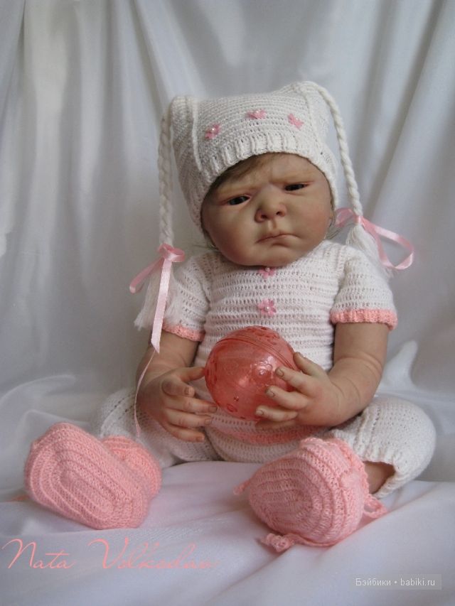 крючком для младенцев