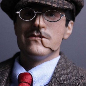 Фигурка Ричарда Хэрроу - Present Toys