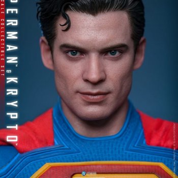 Hot Toys - фигурка Супермена