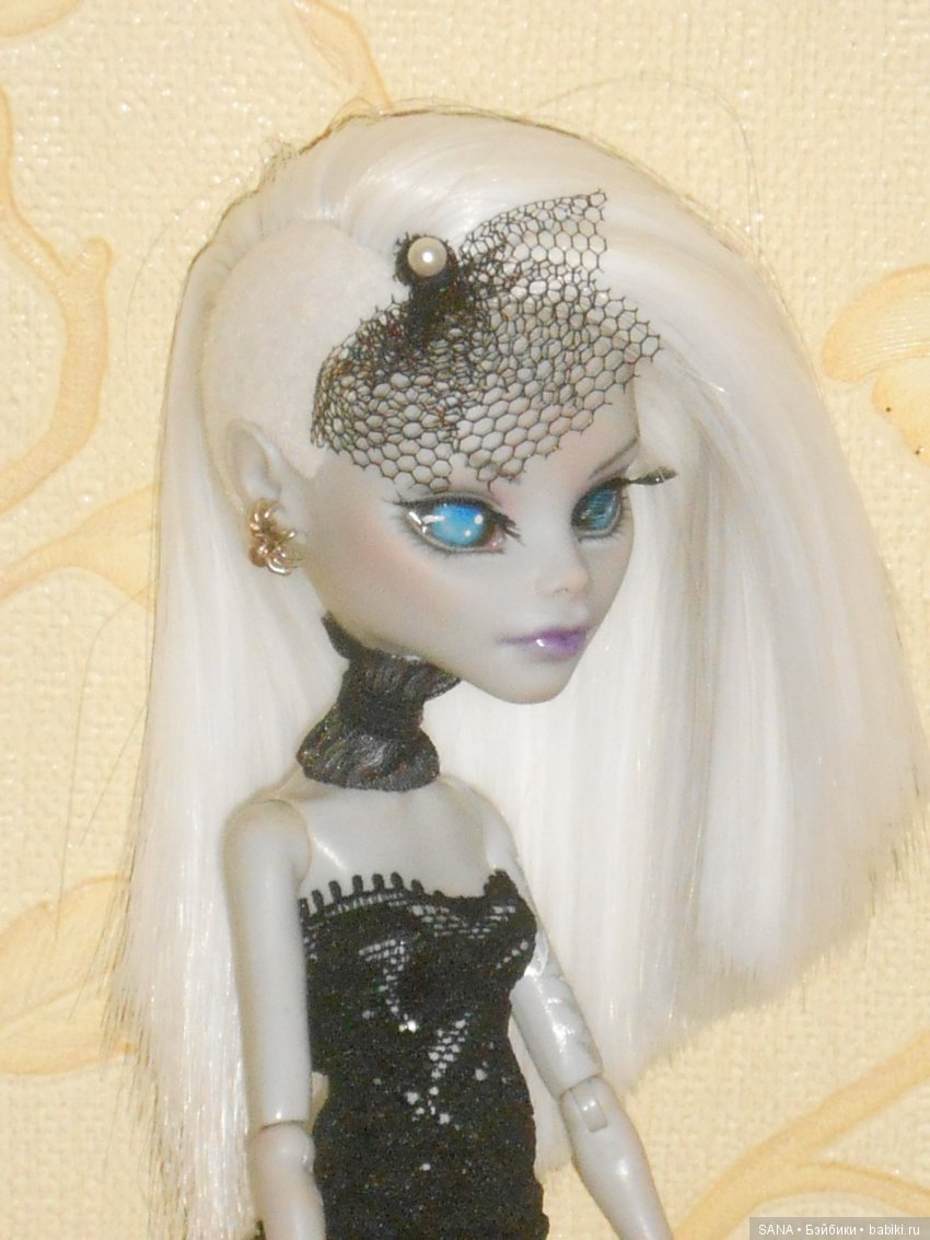 Необычная девушка Ядвига — Куклы Monster High и Ever After High: G1 (фото 2)