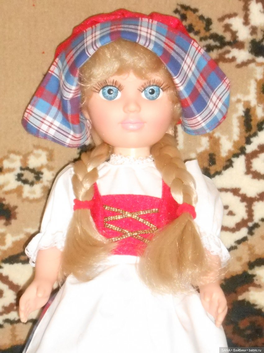 Анастасия в баварском костюме - фабрика "Весна" (фото 8)