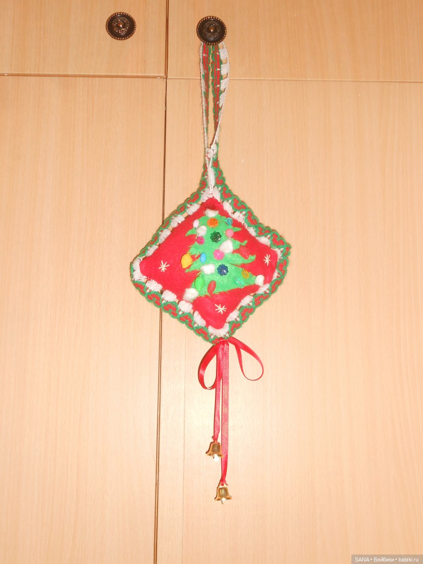 Новогодняя игольница — Наши хобби и творчество: вышивка (фото 3)
