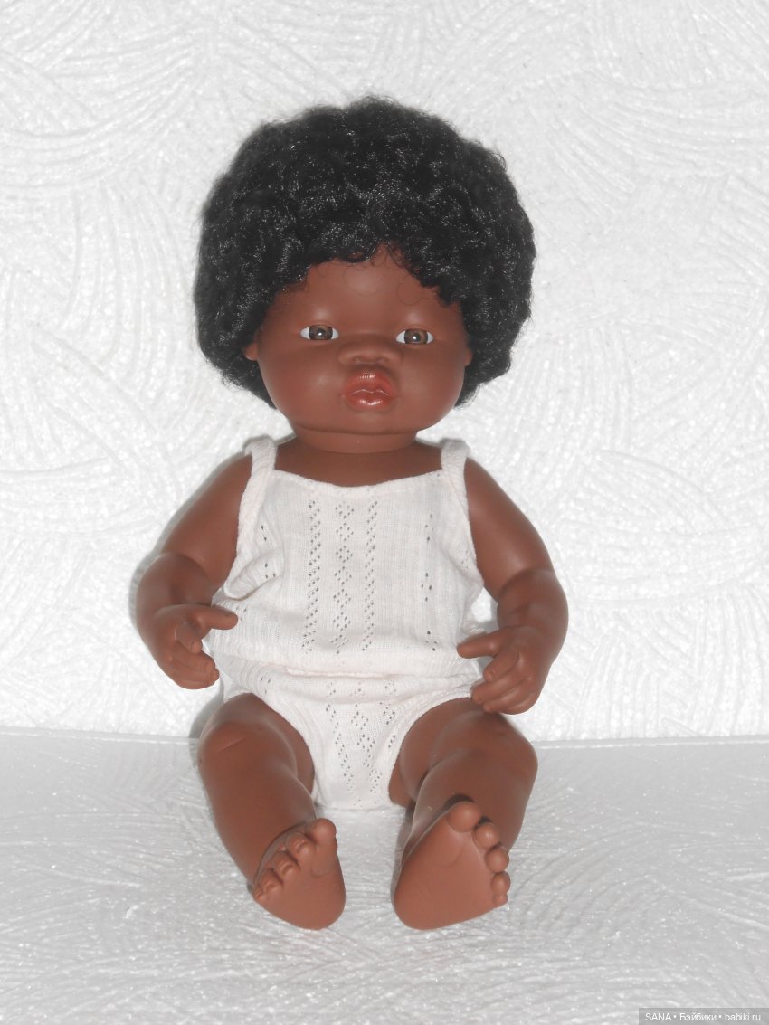 Темнокожие малыши от Miniland