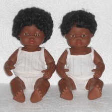 Темнокожие малыши от Miniland