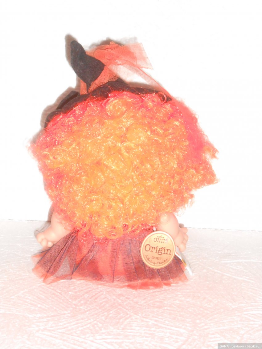 Ведьмочка-огонёк Злата — Куклы Nines d'Onil (Нинес): Миа (Mia) (фото 4)