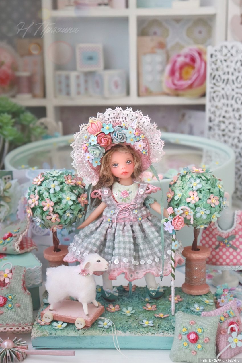 Ариэтти - крошка с ладошки с большим набором одежды