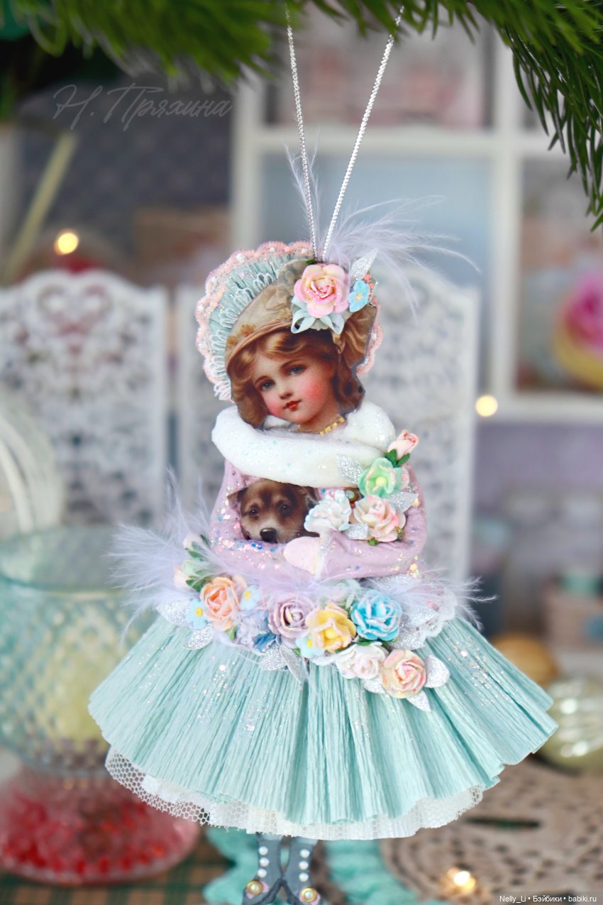 Ещё одна милая картонажная кукла Фанни в ретро стиле