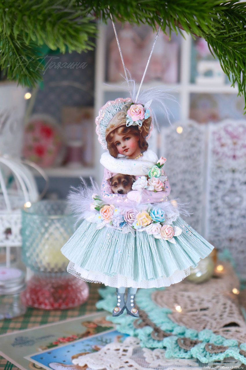 Ещё одна милая картонажная кукла Фанни в ретро стиле