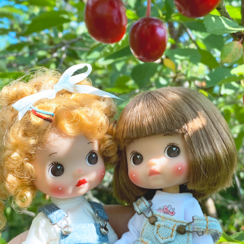 Mini Cherry от PeachFace в вишнёвом саду