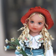 Красная Шапочка. Интерьерная ватная игрушка