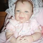 Малышка в розовом