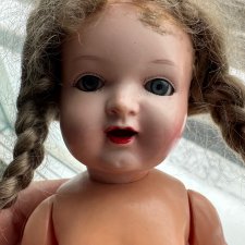 Продам целлулоидную куклу-K&R