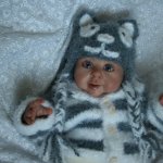 Вязанные вещички для крошек.