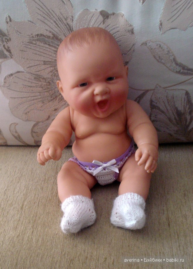 Вот и я приодела куколку для одной маленькой принцессы