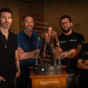 Infinite Statue - статуя Франкенштейна