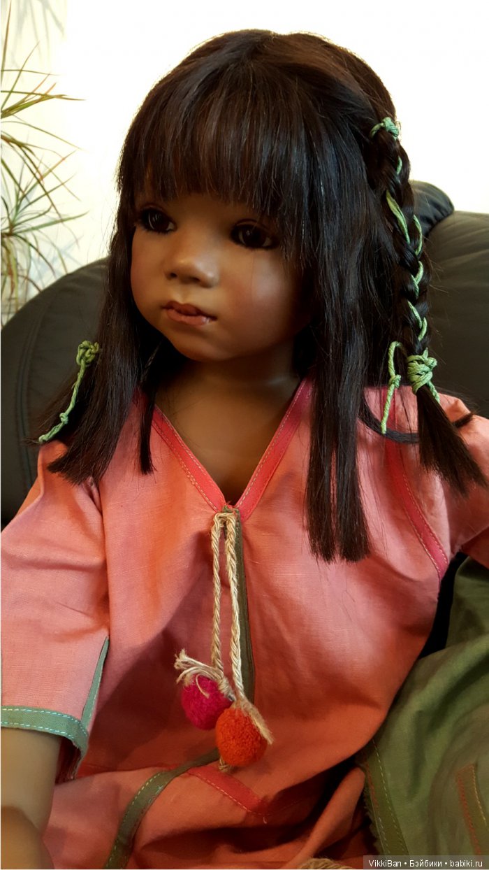 Жительница Эквадора "Pinchinhu", из коллекции "Дети Южной Америки" от Annette Himstedt 2005