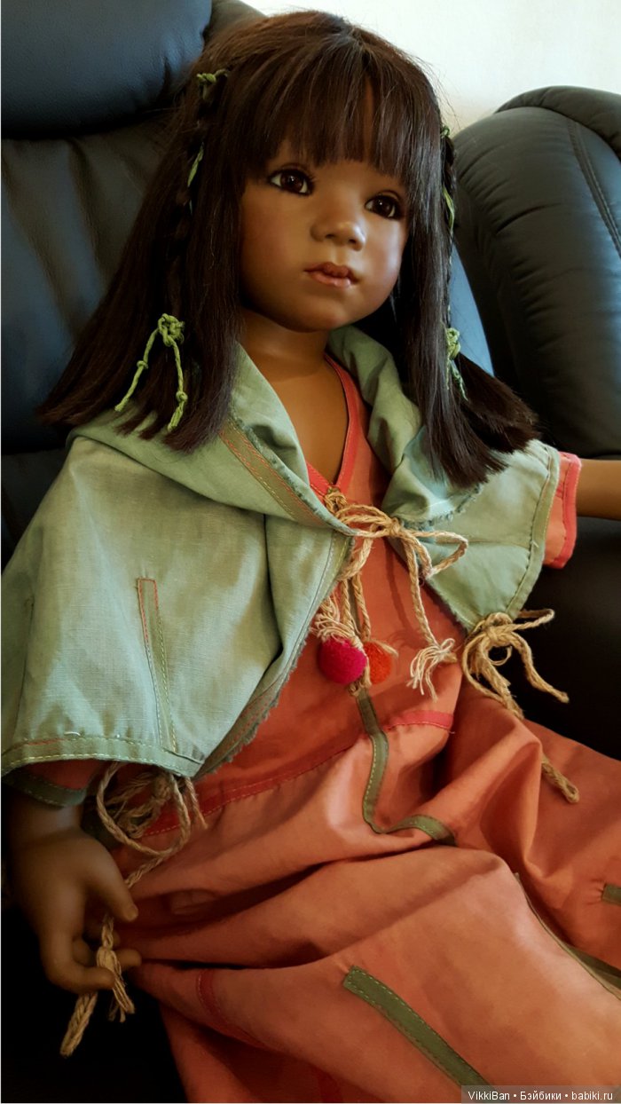 Жительница Эквадора "Pinchinhu", из коллекции "Дети Южной Америки" от Annette Himstedt 2005