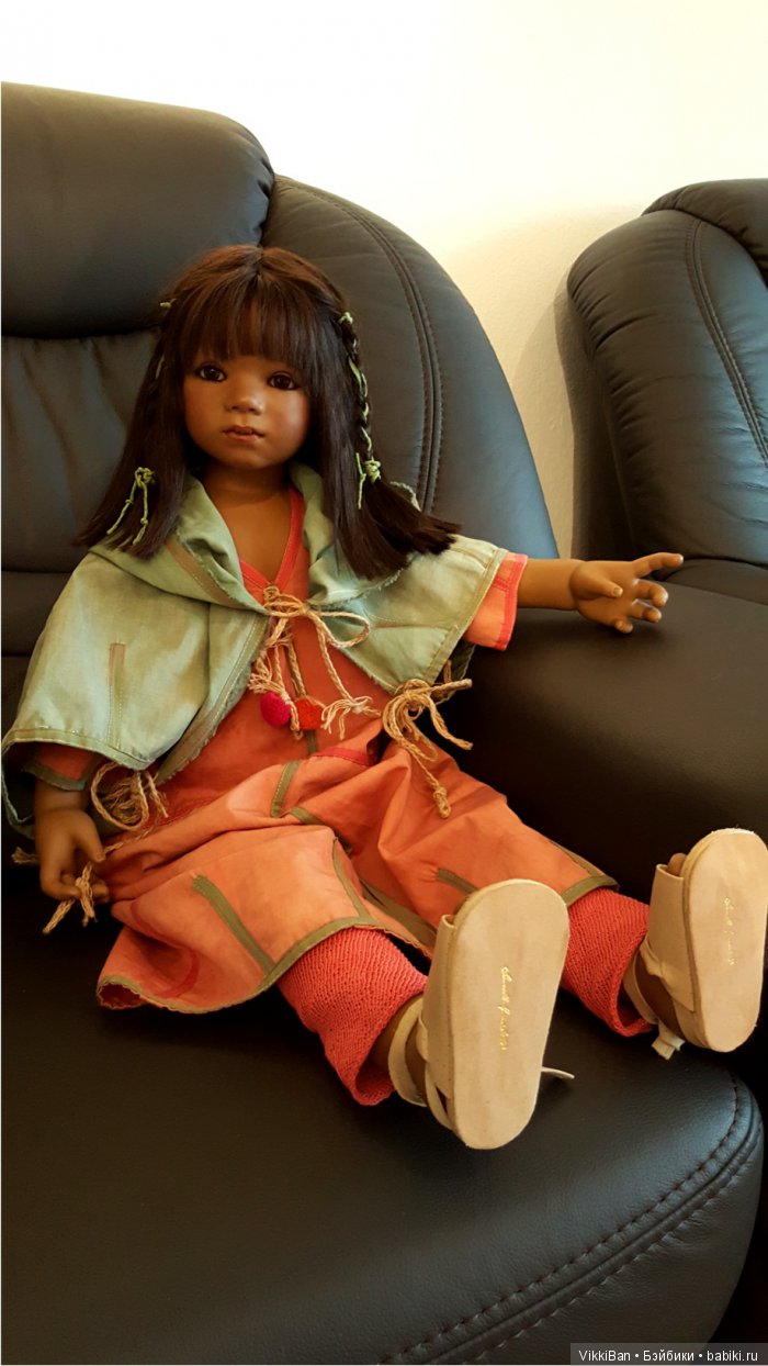 Жительница Эквадора "Pinchinhu", из коллекции "Дети Южной Америки" от Annette Himstedt 2005