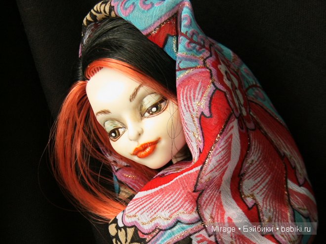 Поиграем в монстриков, или мой первый опыт росписи куклы Monster High