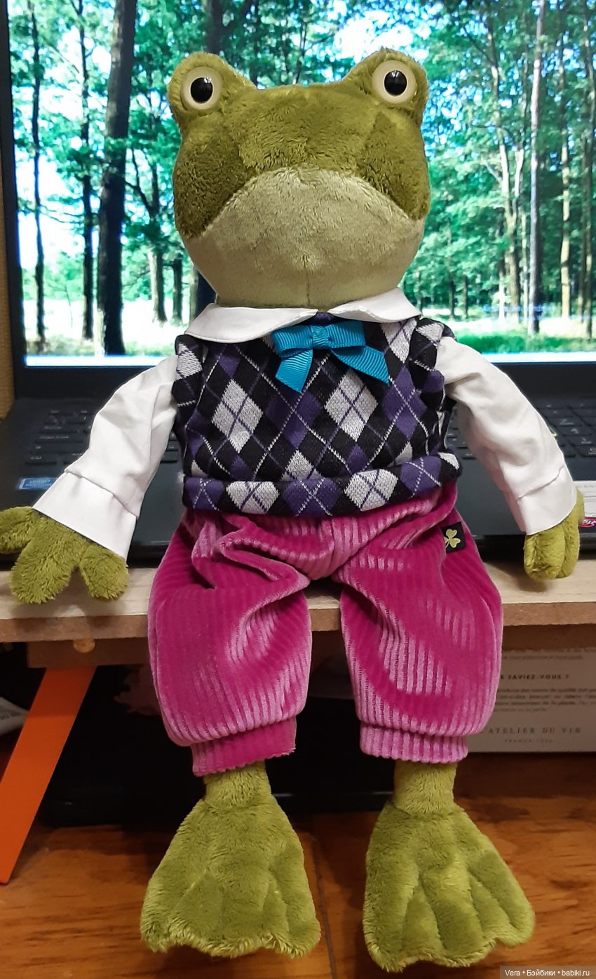 К нам допрыгал Жорик)))