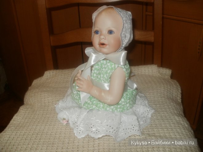 фарфоровая кукла