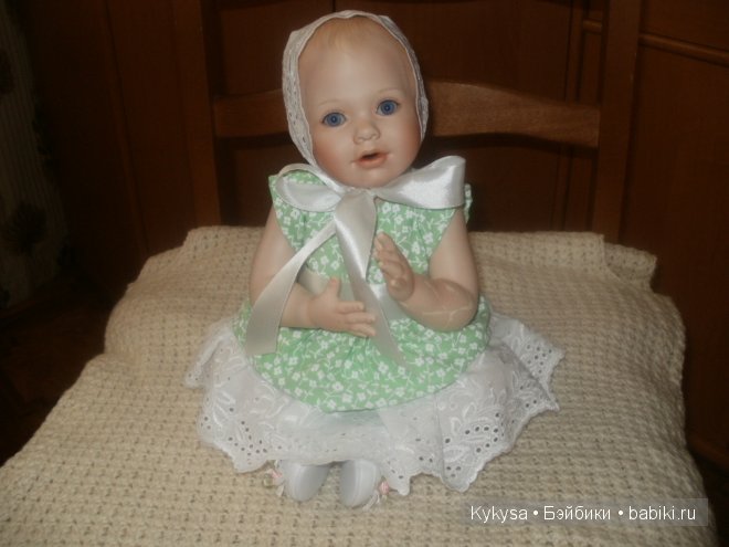 фарфоровая кукла