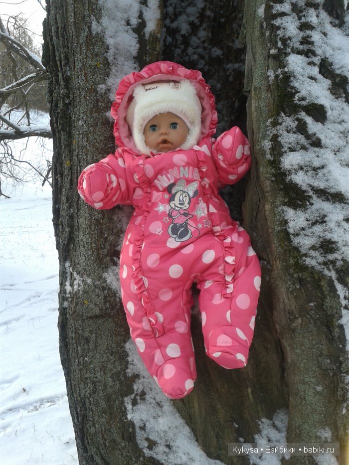 Новый комбинезон - повод для прогулки (фото 3)