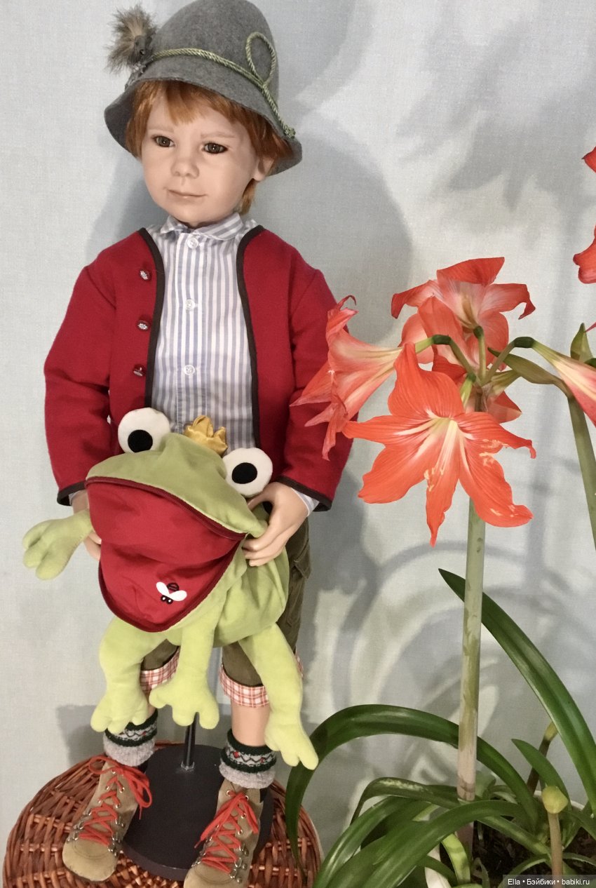 С Праздником 8 Марта | Бэйбики С Праздником 8 Марта — Куклы Monika Levenig и Monika Peter