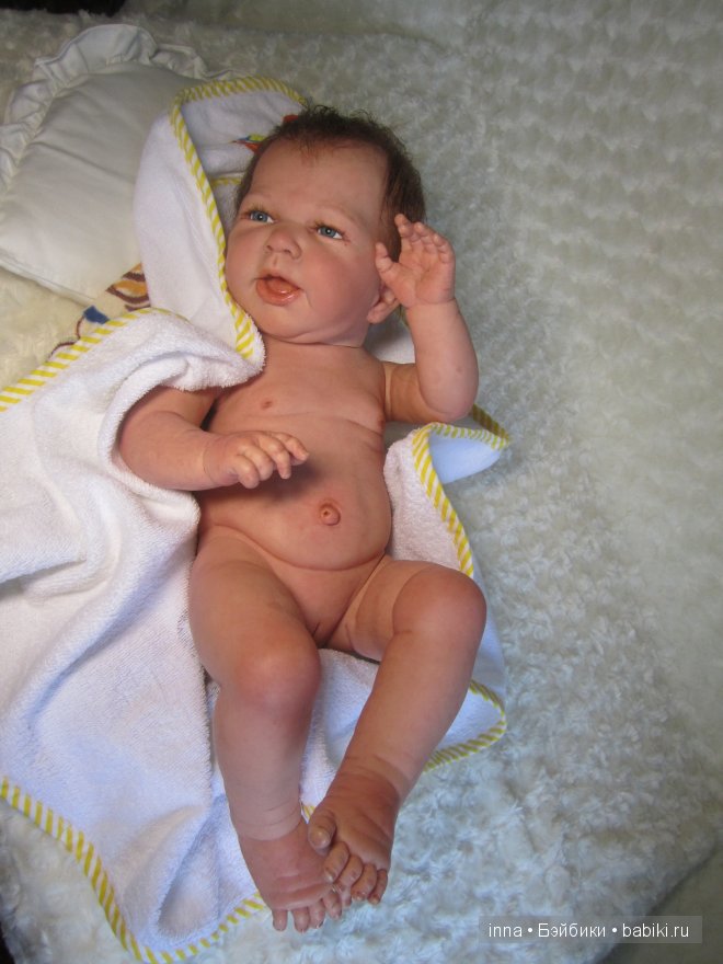 Малышка Оленька.