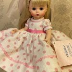 Коллекционная кукла Папина любимица (20 см)