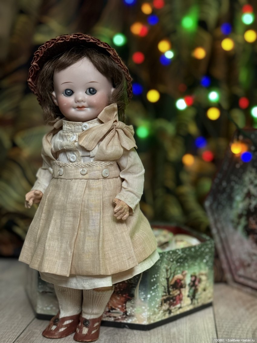 После елки 2. Антикварные девочки (фото 2)